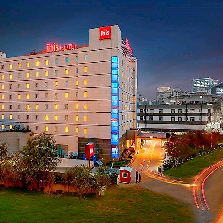 Ibis Gurgaon Golf Course Road - An Accor Brand Hotell Exteriör bild