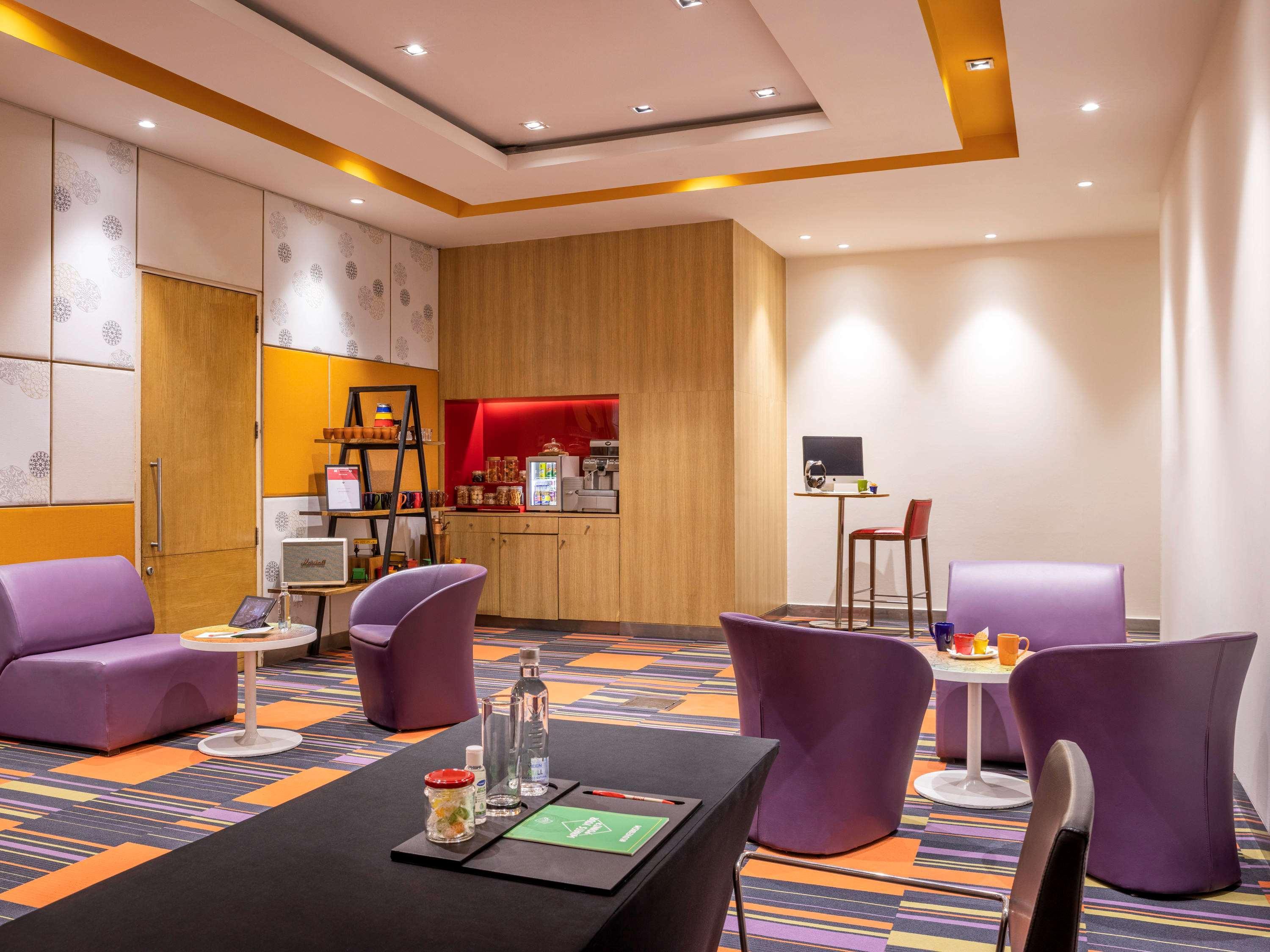 Ibis Gurgaon Golf Course Road - An Accor Brand Hotell Exteriör bild