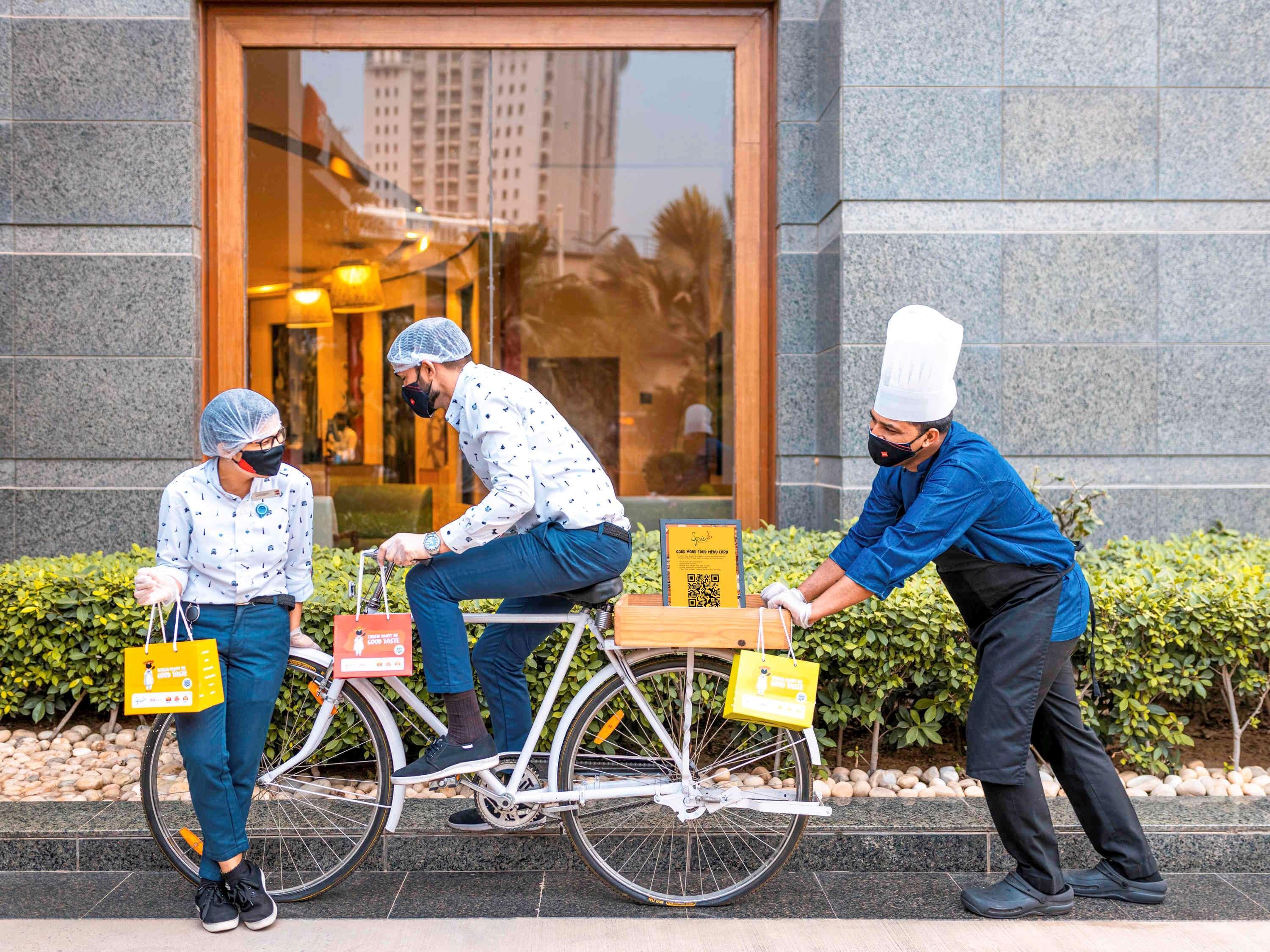 Ibis Gurgaon Golf Course Road - An Accor Brand Hotell Exteriör bild